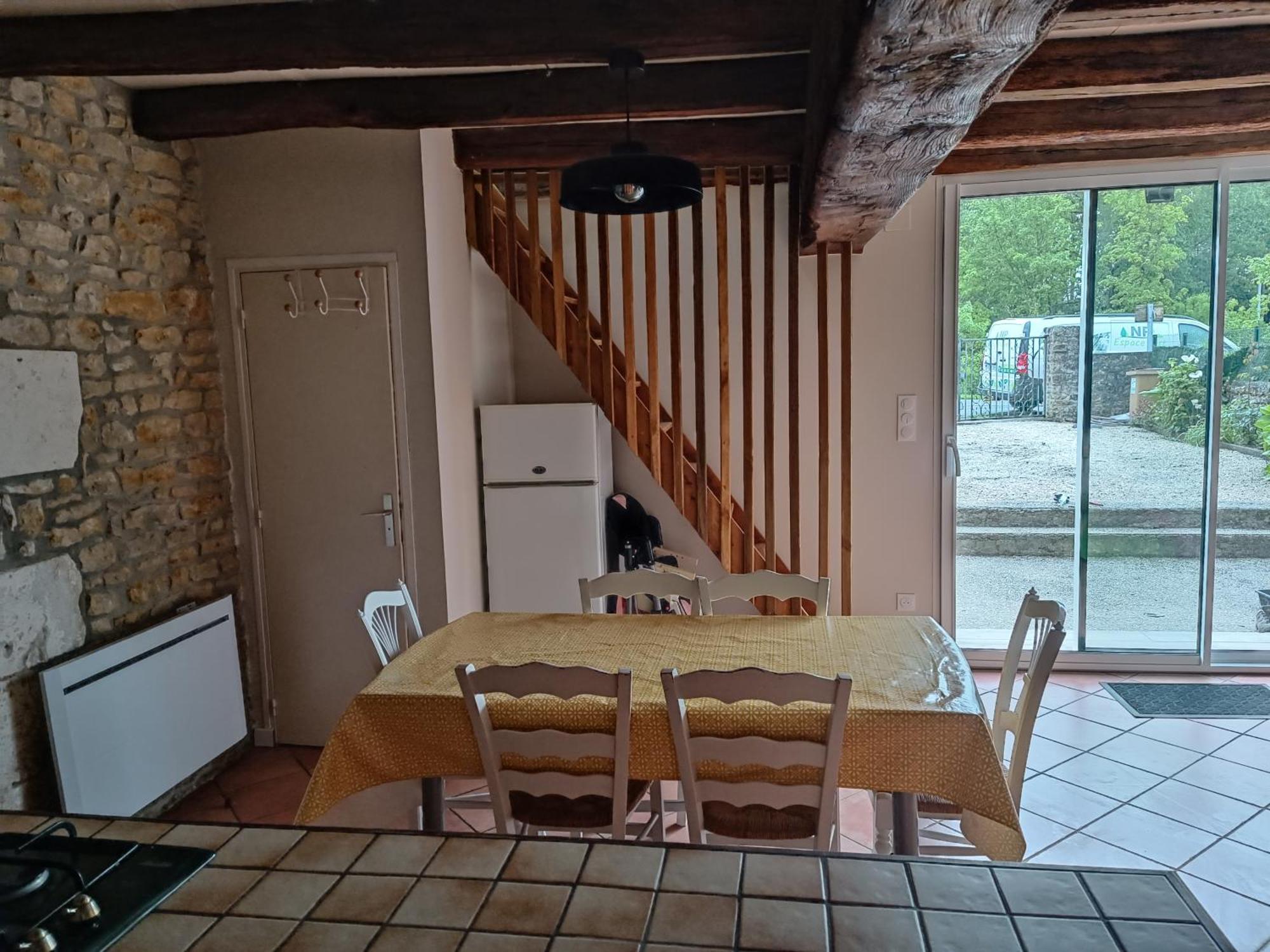 Charmante Maison En Pierres Sainte-Radégonde-des-Noyers Exteriér fotografie